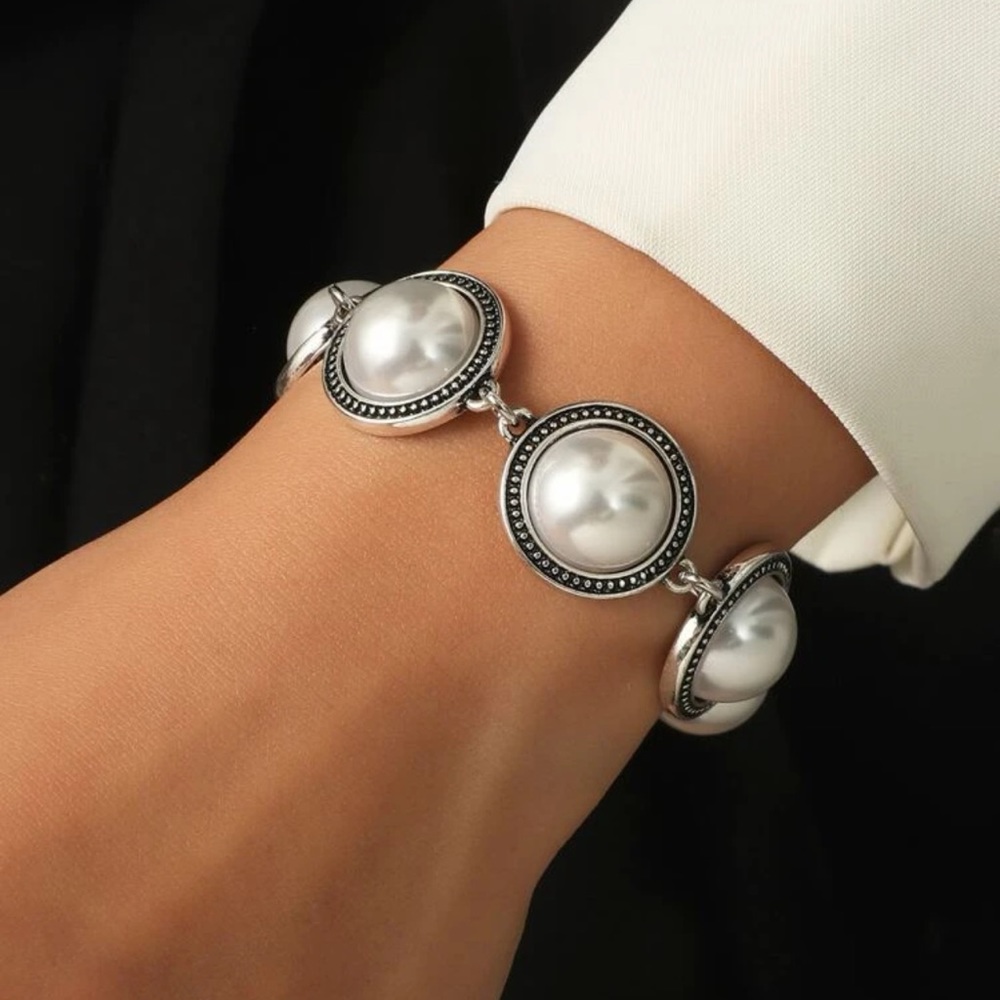Faux Pearl Link Bracelet